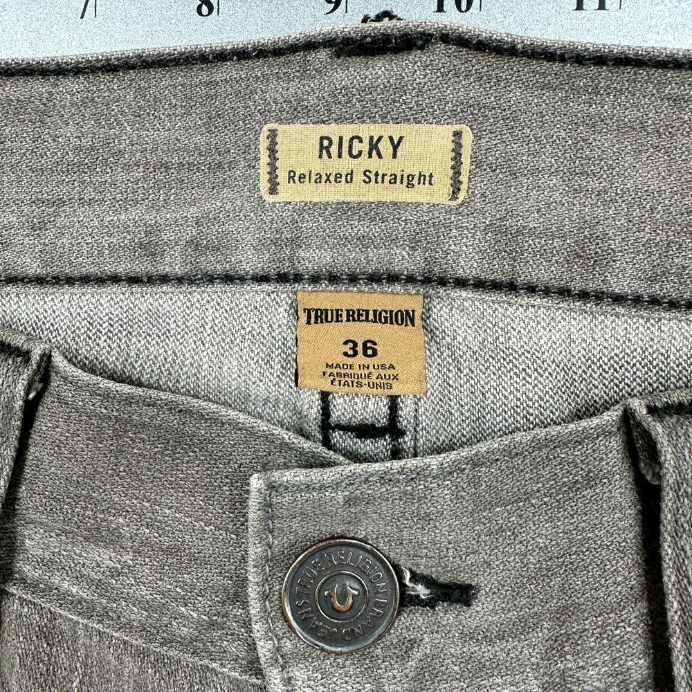 True Religion Jeans 36 (Fits 37x34) Gray Wash Ricky Relaxed Straight Flap Pocket